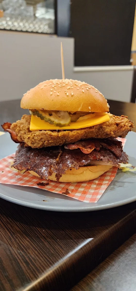 Smashed Double Cheeseburger, Hana's Grill