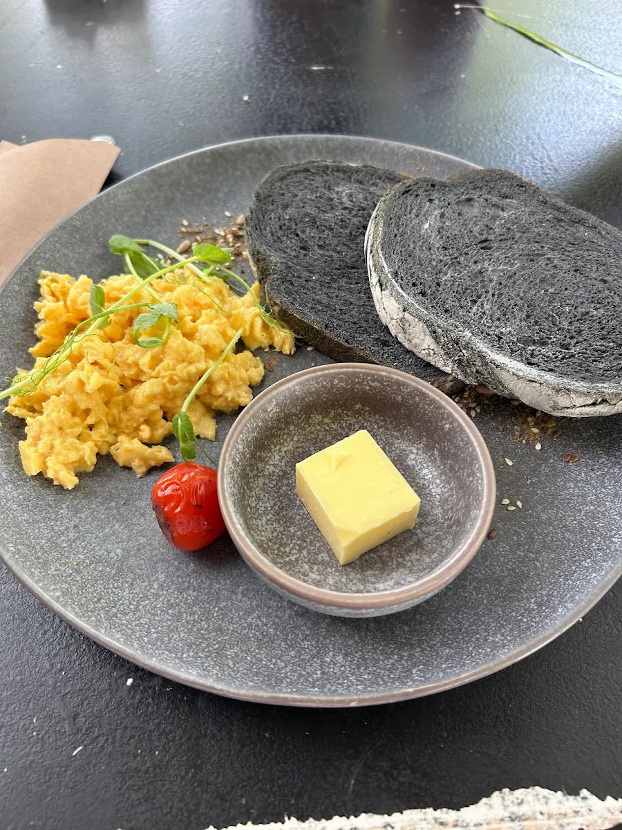 Highlights, Cob - Cafe on Bauer