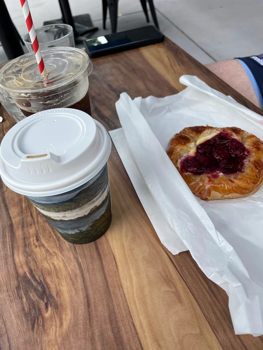 Raspberry Danish, Cenzo's Cafe + Bar