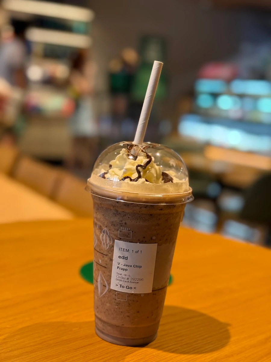 Highlights, Starbucks Cavill Ave