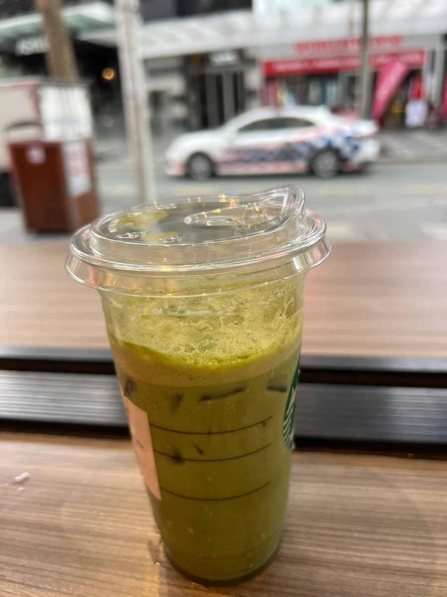 Highlights, Starbucks Cavill Ave