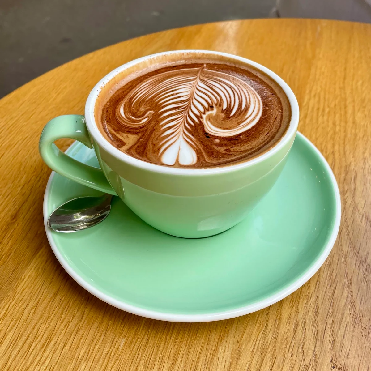 Mocha, Cafe Dougie