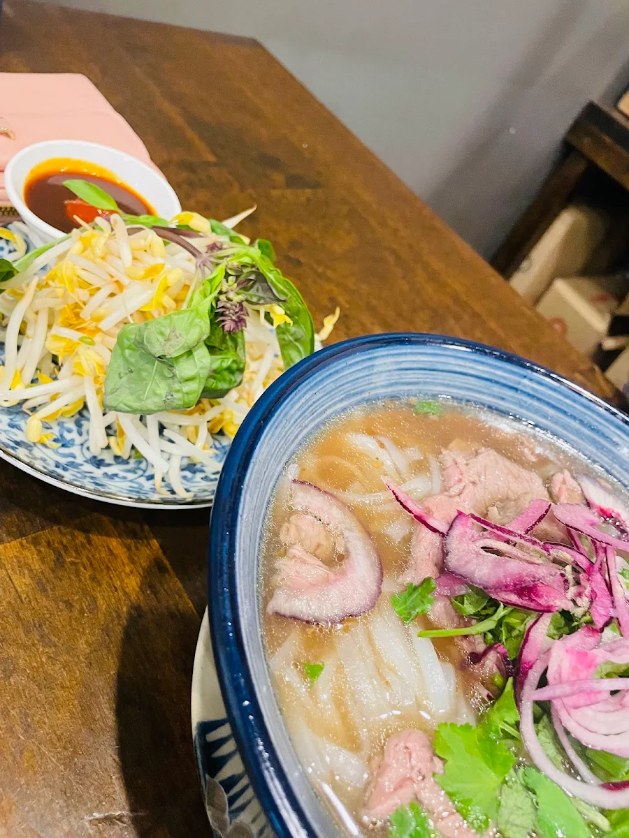 Beef Pho, Co Thu Quan Springvale
