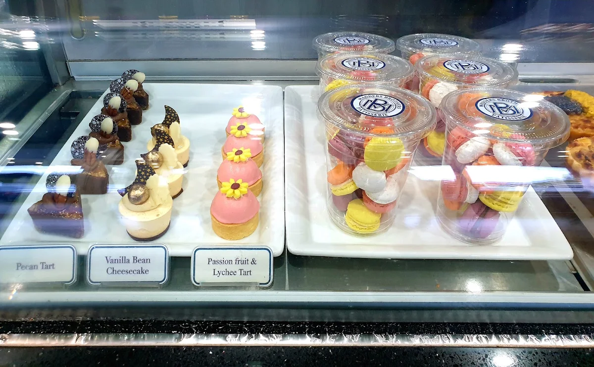 Mini Macarons, Madders Brothers Patisserie