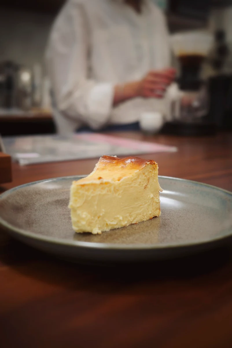 Basque Cheesecake, Cafe Tomi