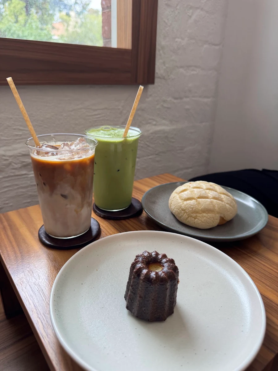Highlights, Cafe Tomi