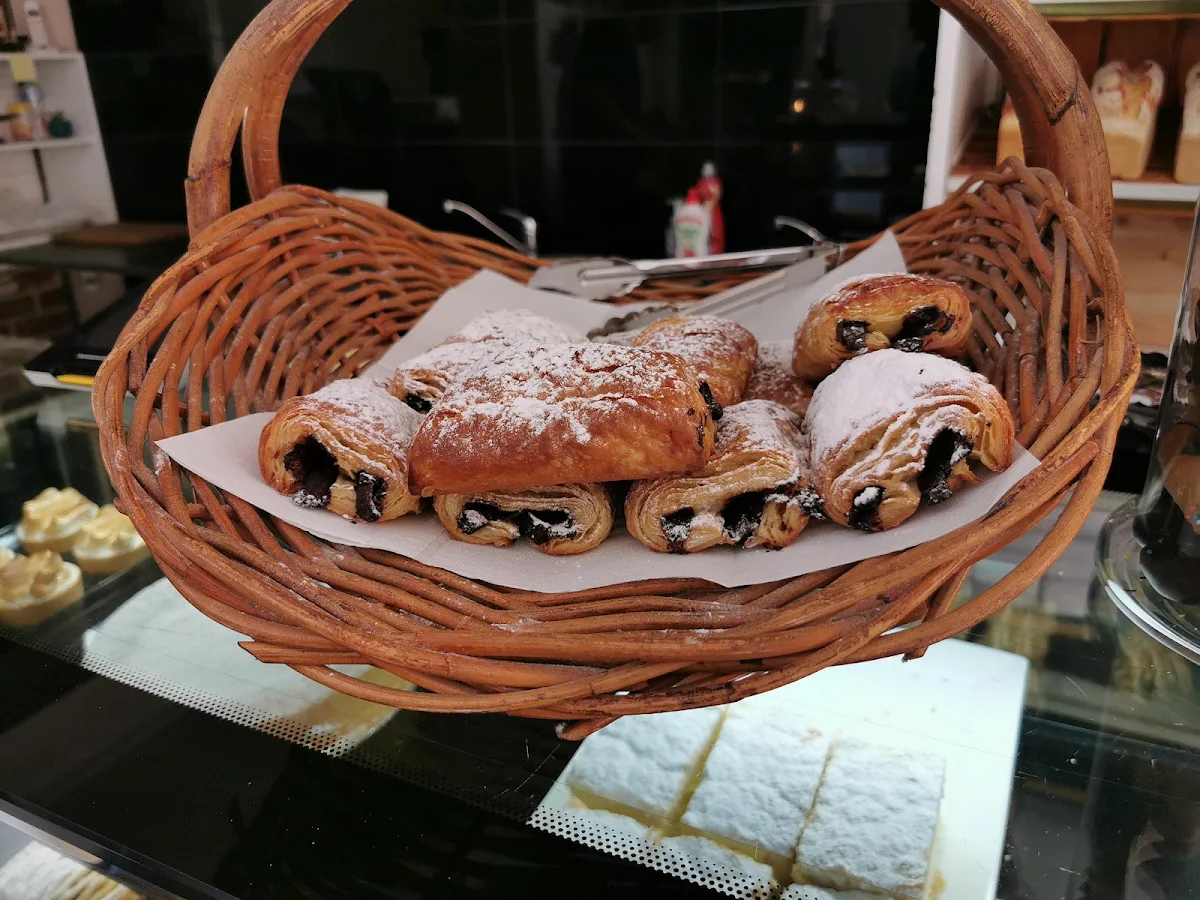 Pan Au Chocolate Chip
