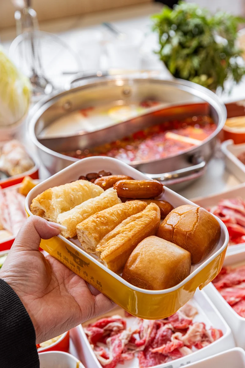 Highlights, Fresh Beef Hotpot (Buffet - All You Can Eat) 鲜潮汕牛肉火锅自助