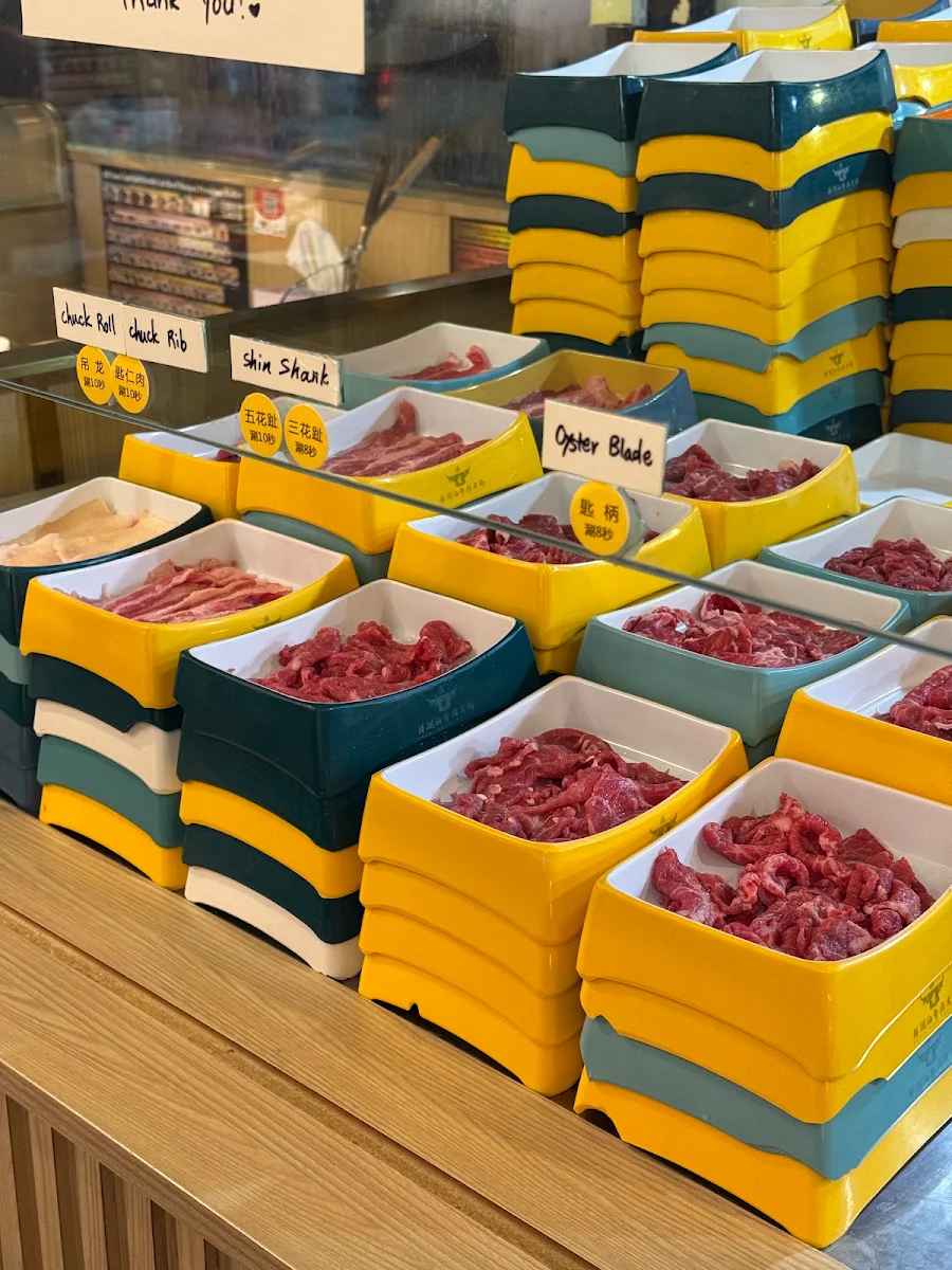 Highlights, Fresh Beef Hotpot (Buffet - All You Can Eat) 鲜潮汕牛肉火锅自助