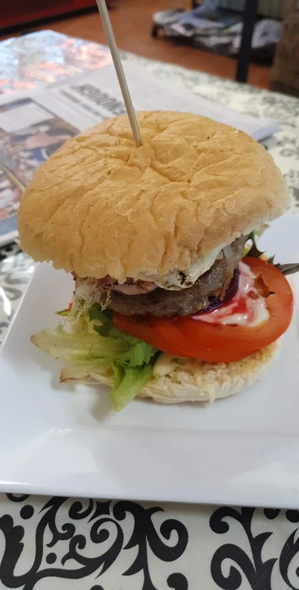 Burger with the Lot