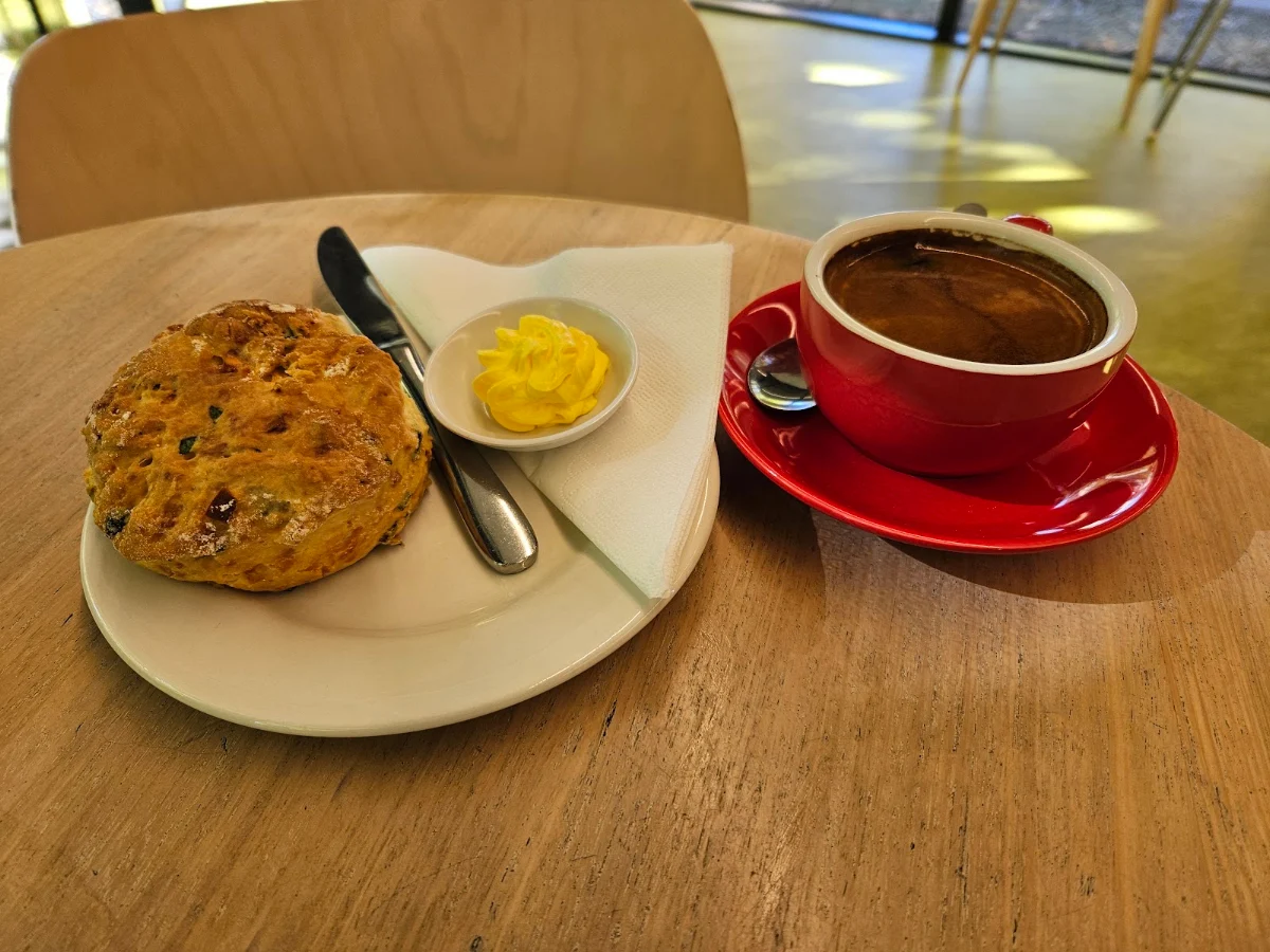 Highlights, Red Well Cafe