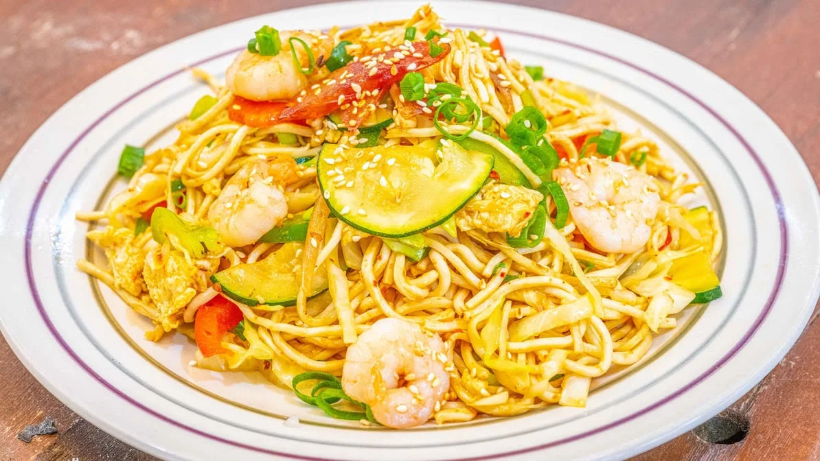 Highlights, 888 Street Food
