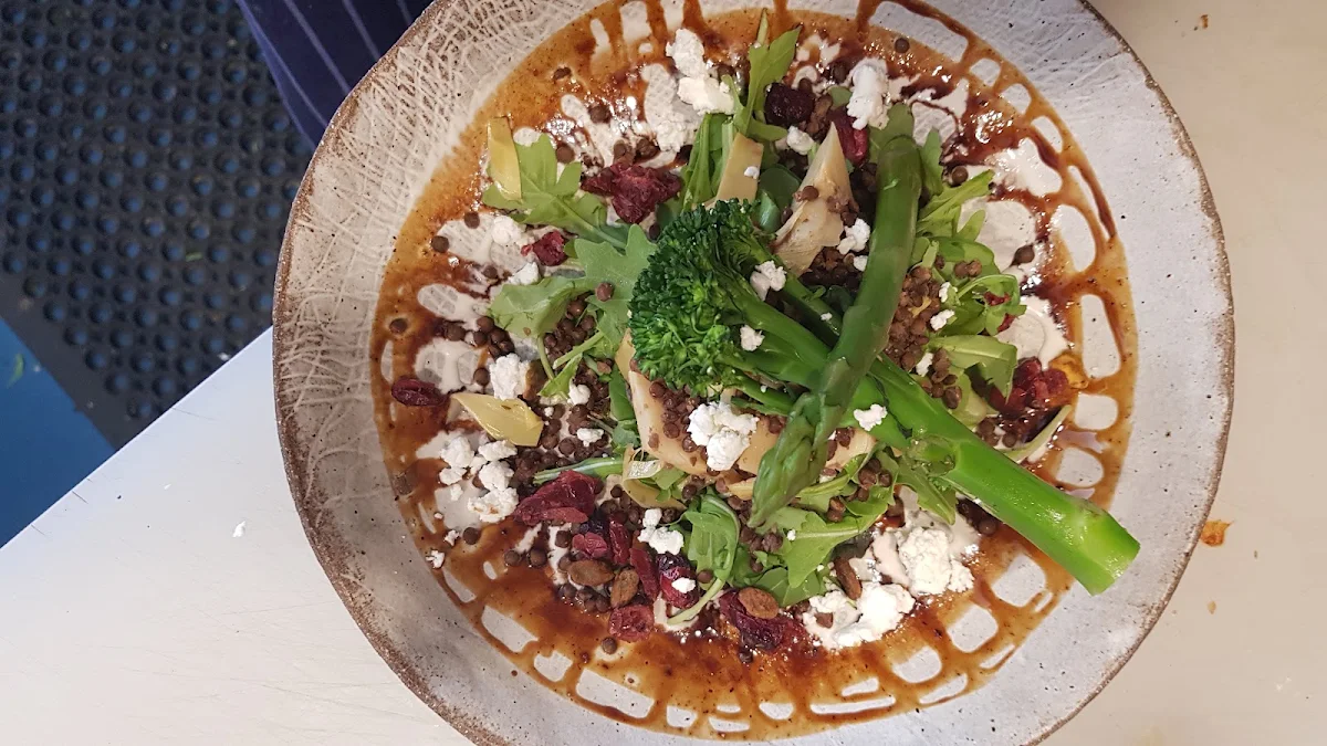 Artichoke Goat Cheese Salad