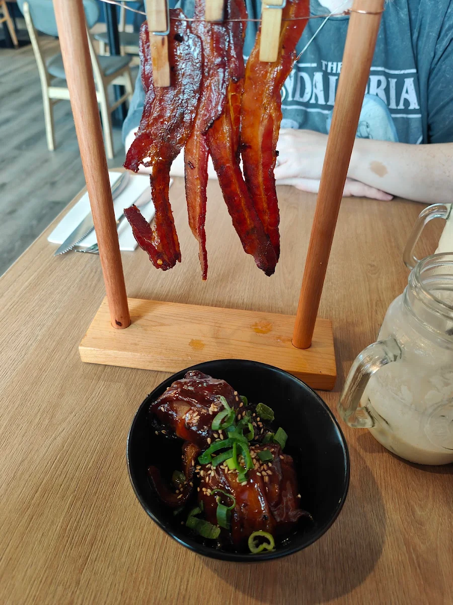 Candy Bacon, Third Wave BBQ Officer