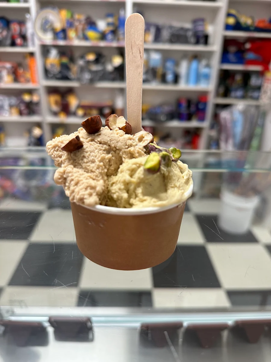 Highlights, Yamba Fudge