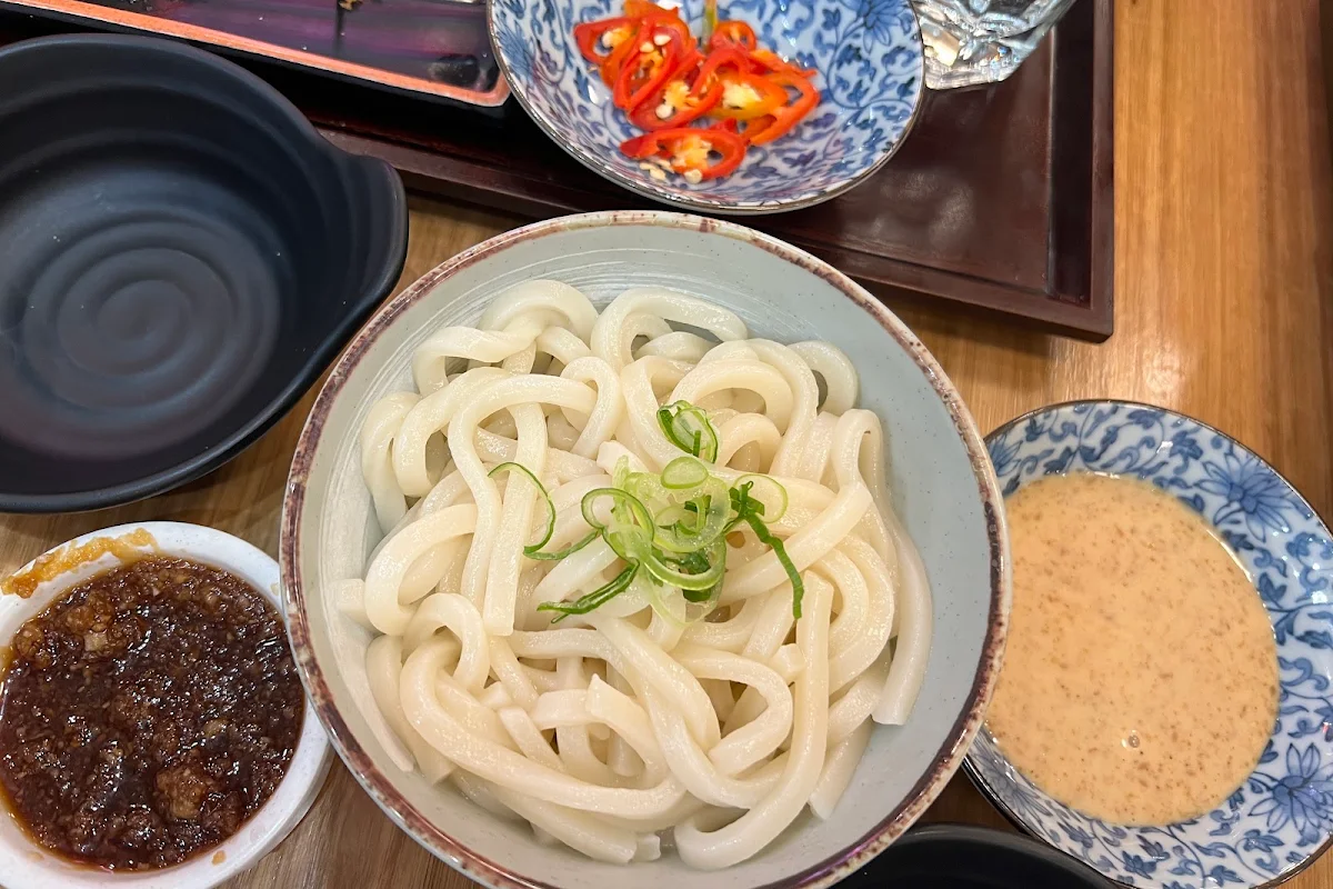 Plain Udon, Kaiama Rhodes