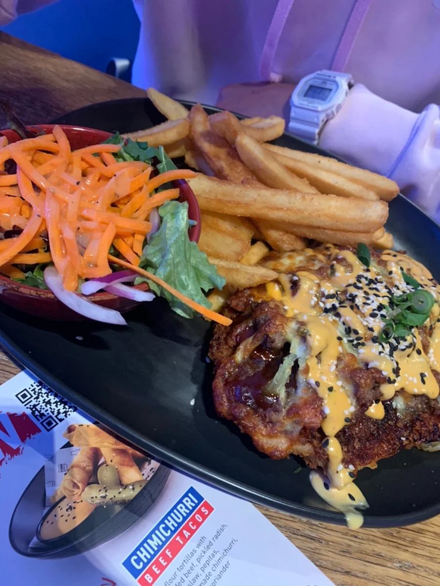 Cheeseburger Parma, The Sporting Globe Bar & Grill Mordialloc