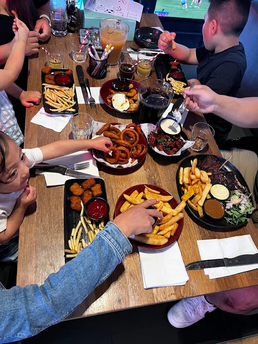 Wings & Ribs, The Sporting Globe Bar & Grill Mordialloc