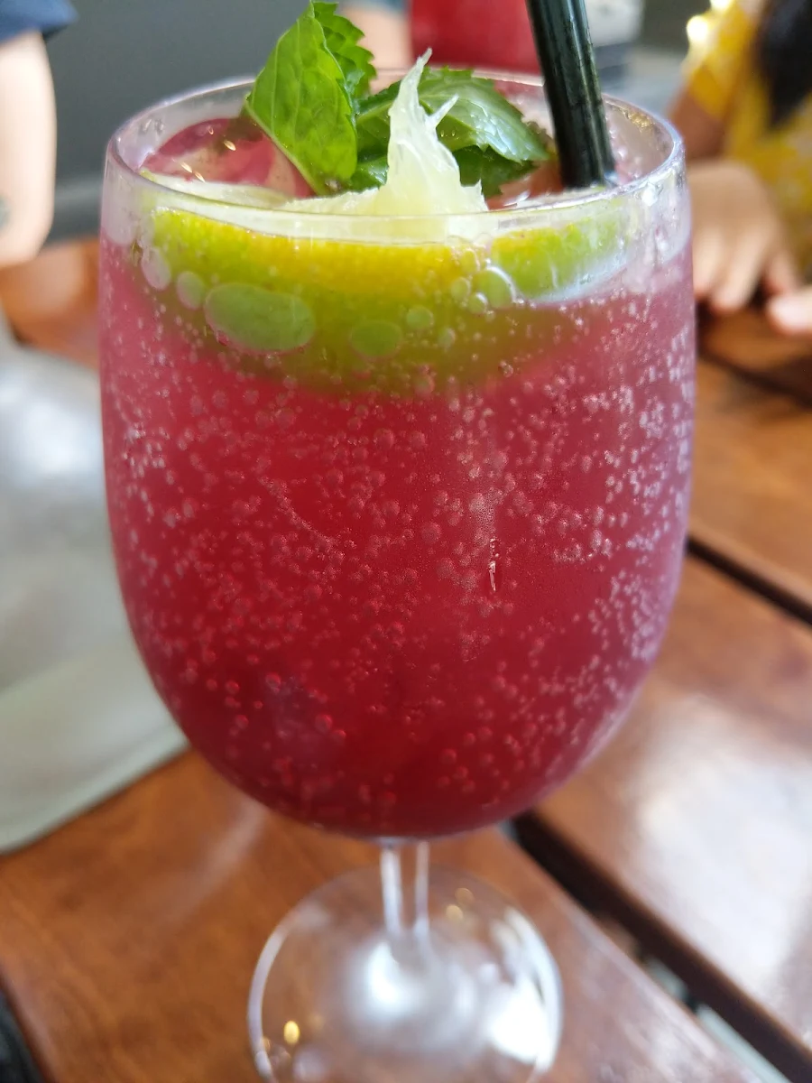 Berry Drink, Merchant Society