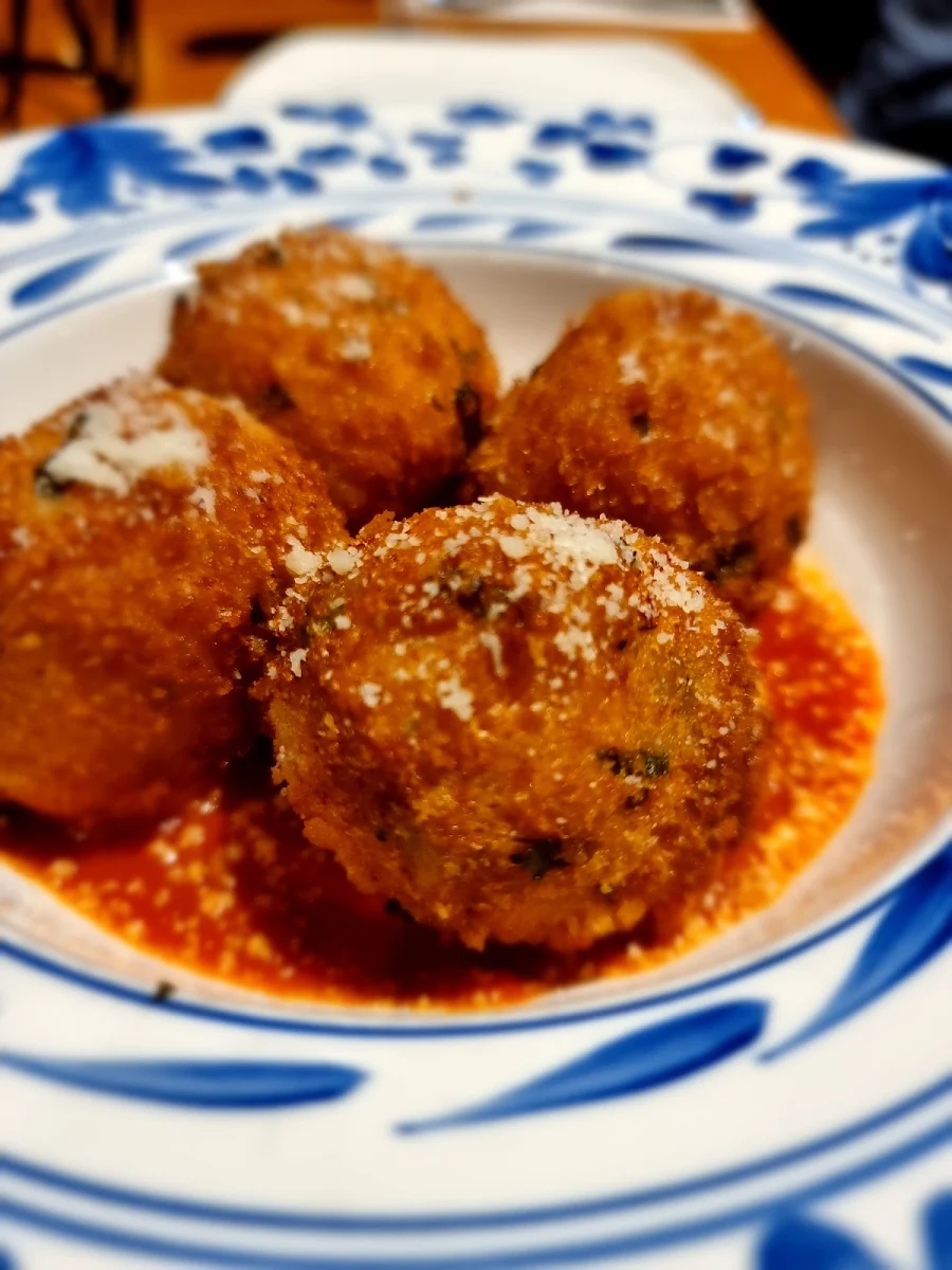 Arancini, Farinas Turramurra
