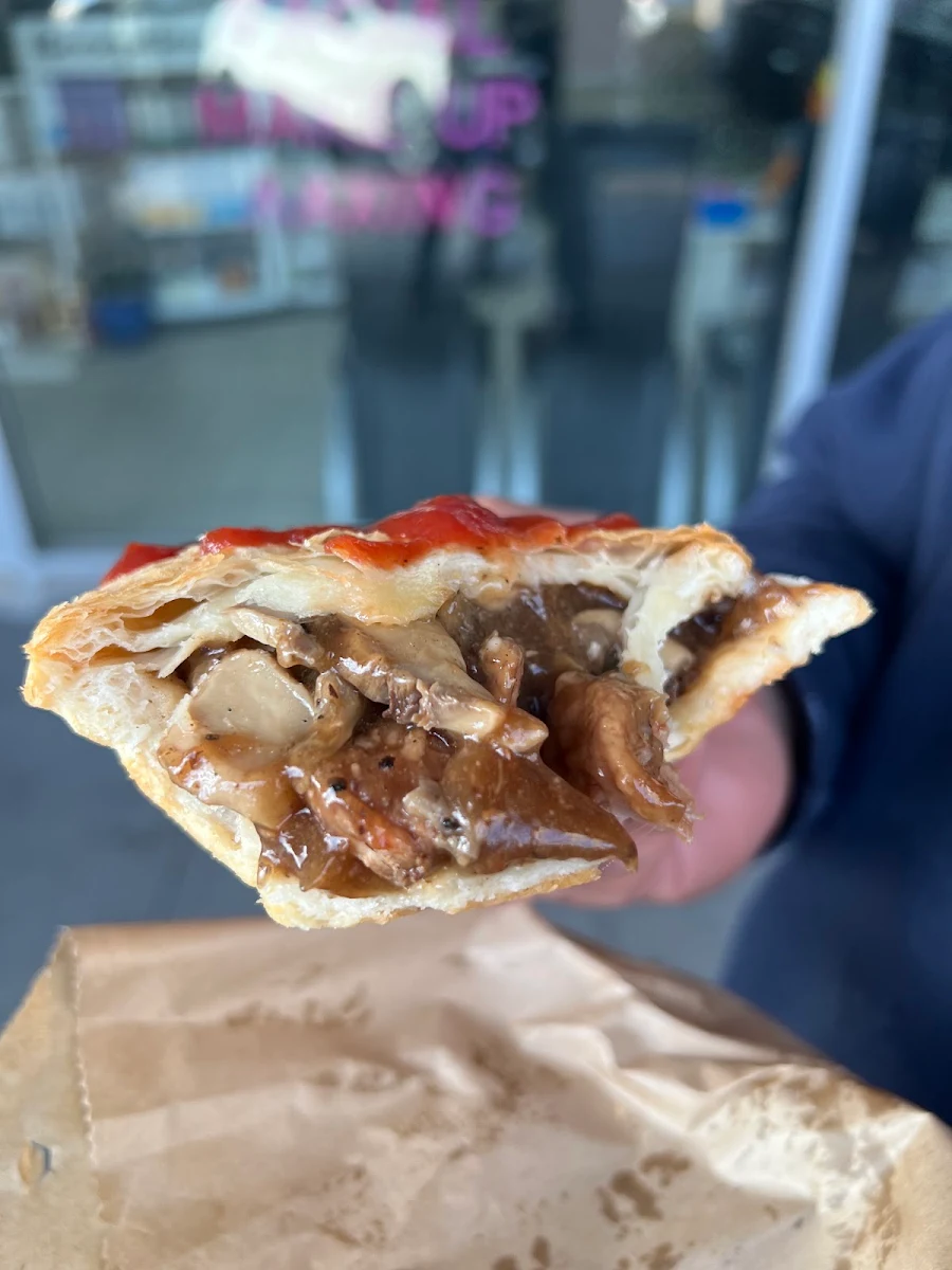 Highlights, Kiwi Pie & Fried Chicken