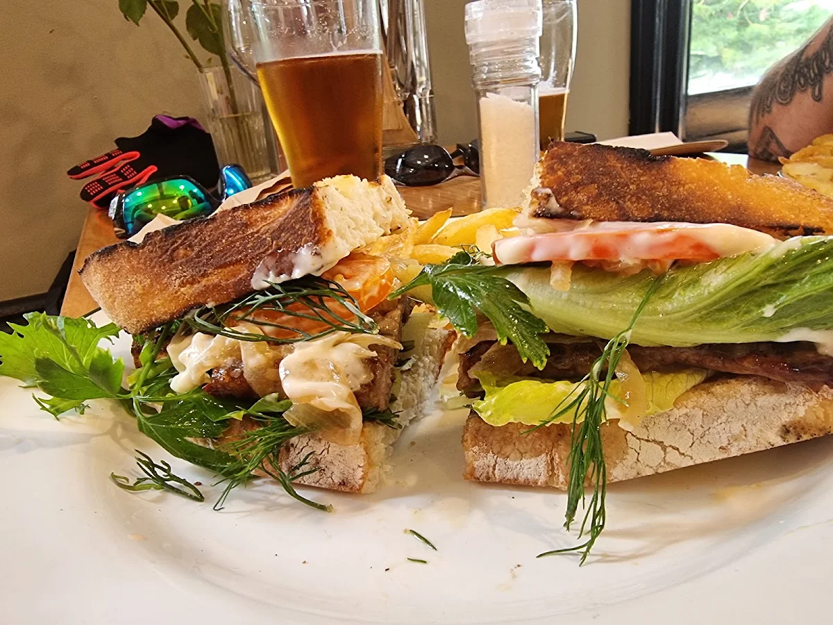 Steak Sandwich, Alpine Hotel, Warburton