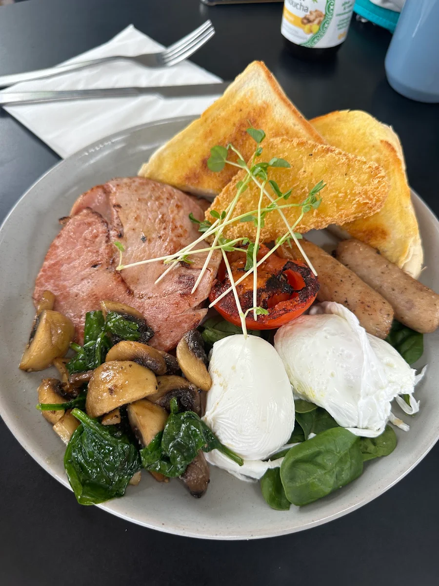 Highlights, cafe on tamborine