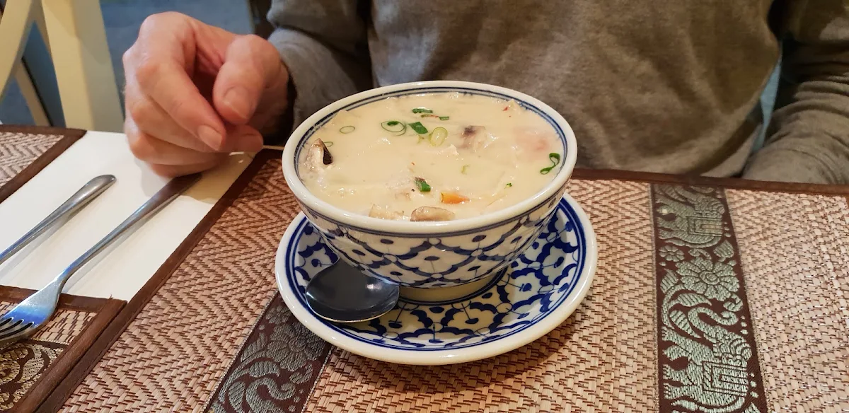 Highlights, Mae Ploy Thai Restaurant