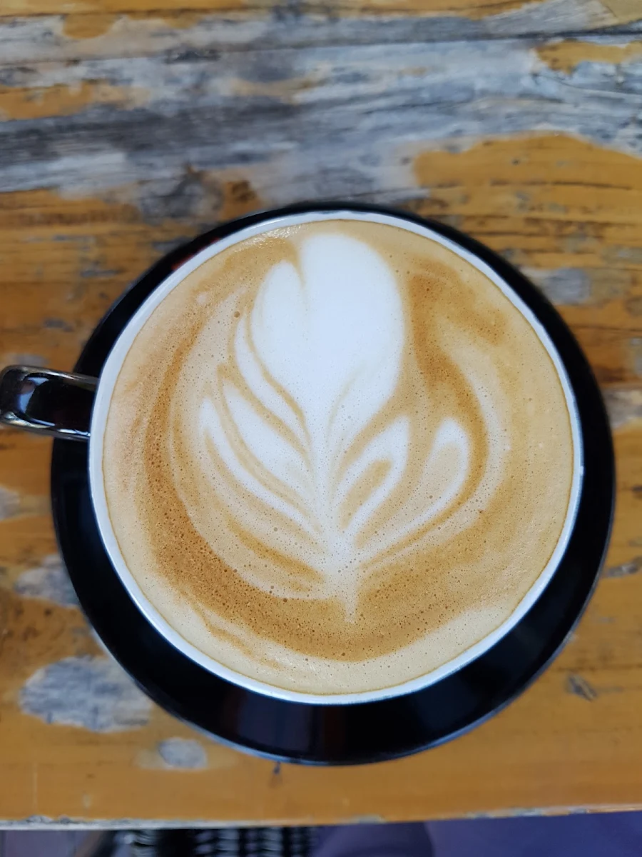 Flat White, Lawnton Coffee Shop
