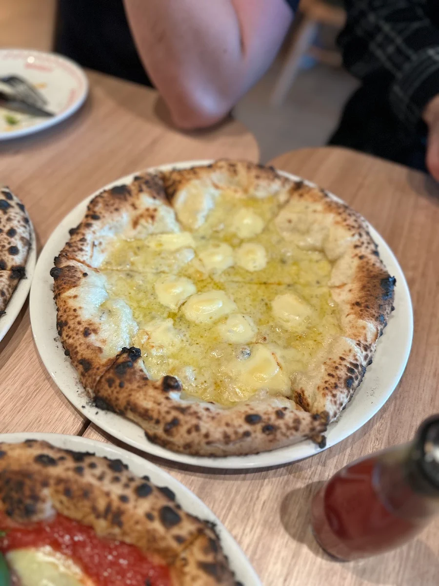 Formaggio, Bandit Pizza and Wine