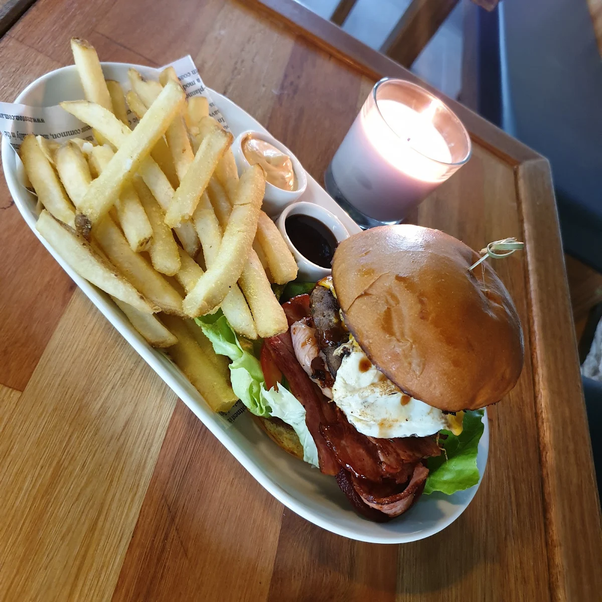 PMC Burger, PMC Persian Restaurant & Cafe