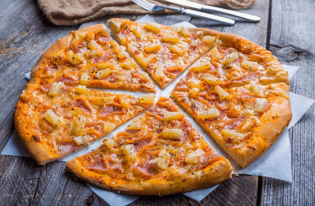 Highlights, Clayton Pizza