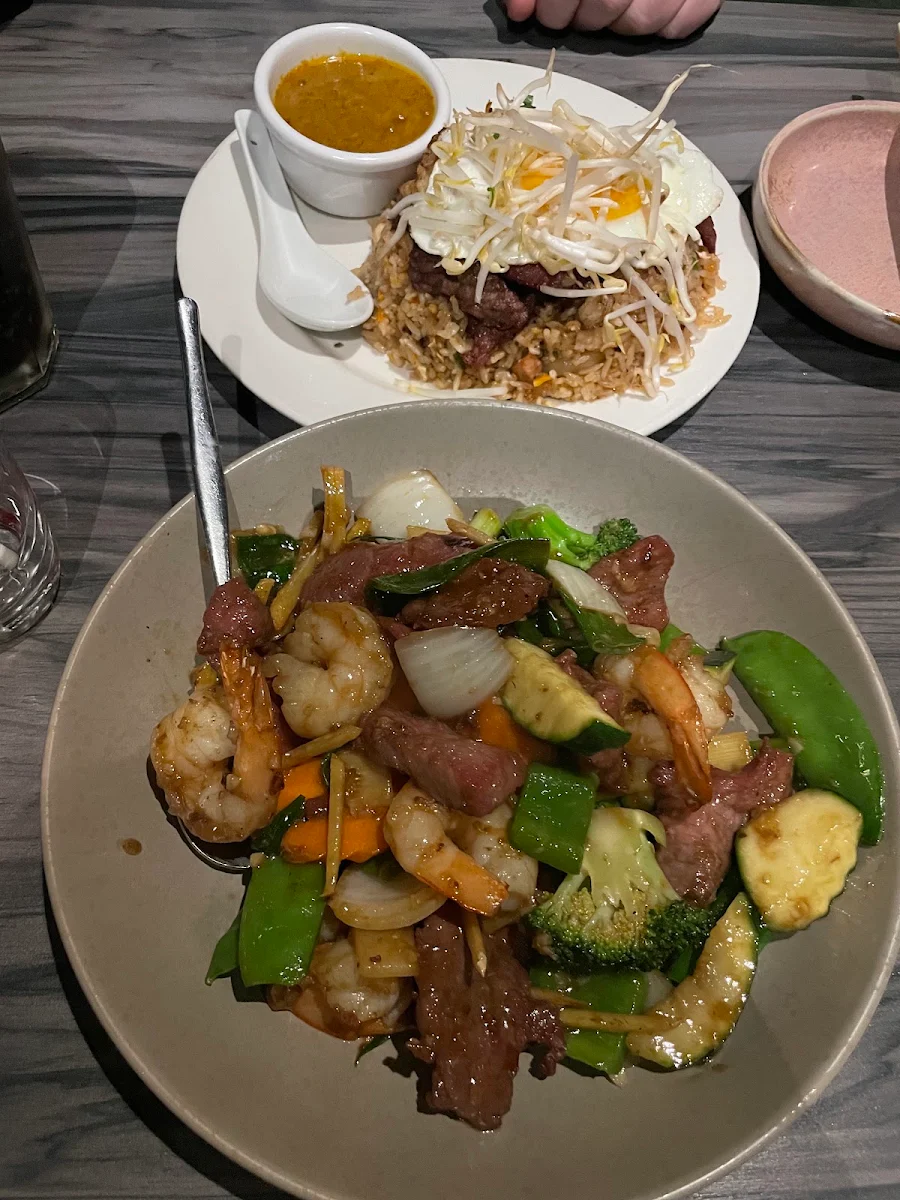 Surf and Turf in Ginger and Garlic Sauce