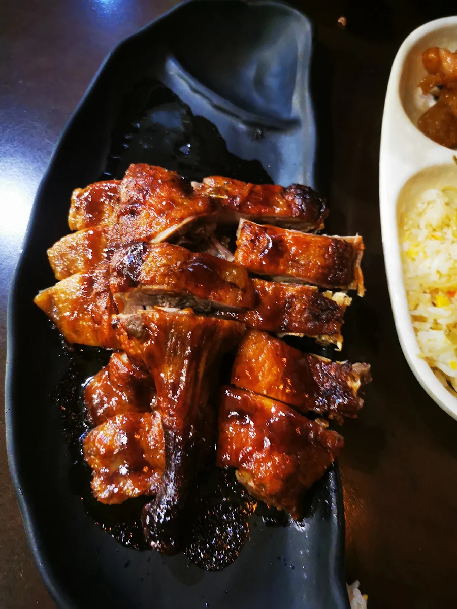 Sizzling BBQ Pork with Peking Sauce