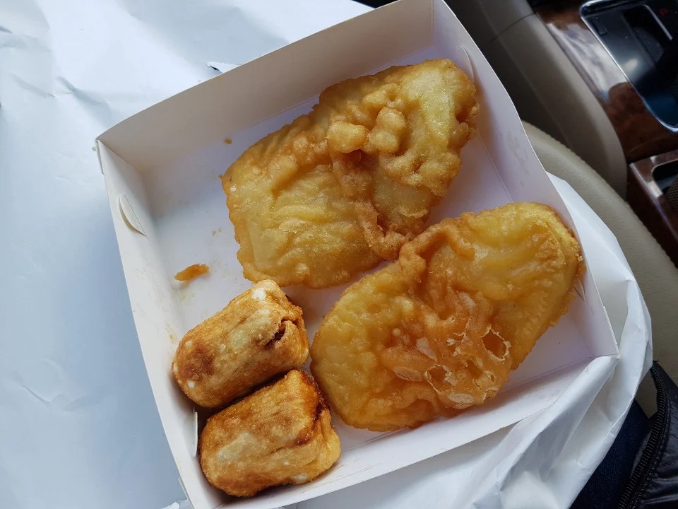Fried Dim Sim, Strathmore Fish Supply - Fish & Chips
