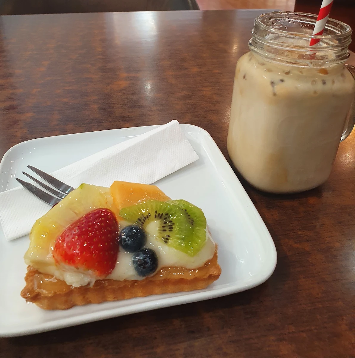 Fruit Toast, Redz Café