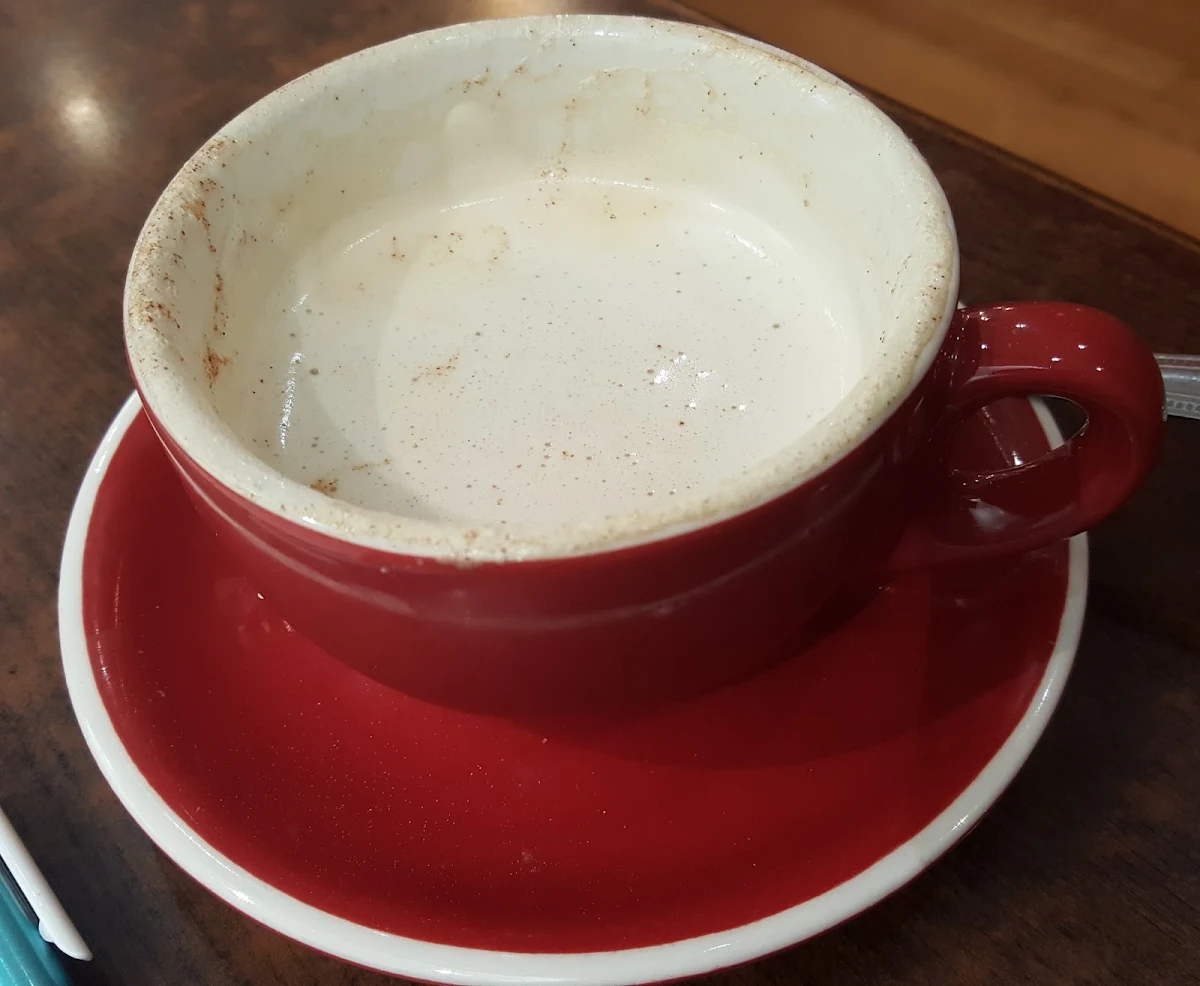 Highlights, Redz Café