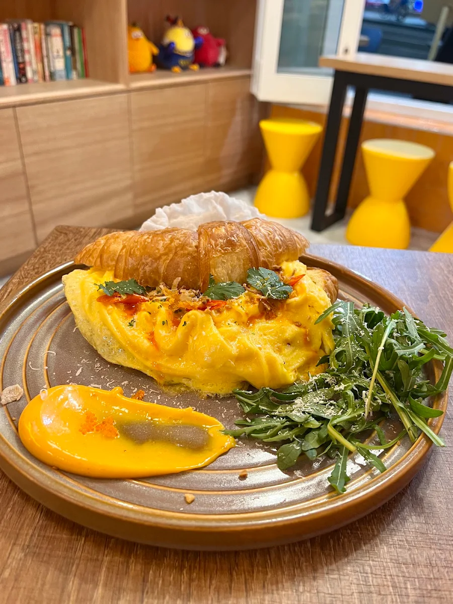 Scrambled Eggs, Orange lantern