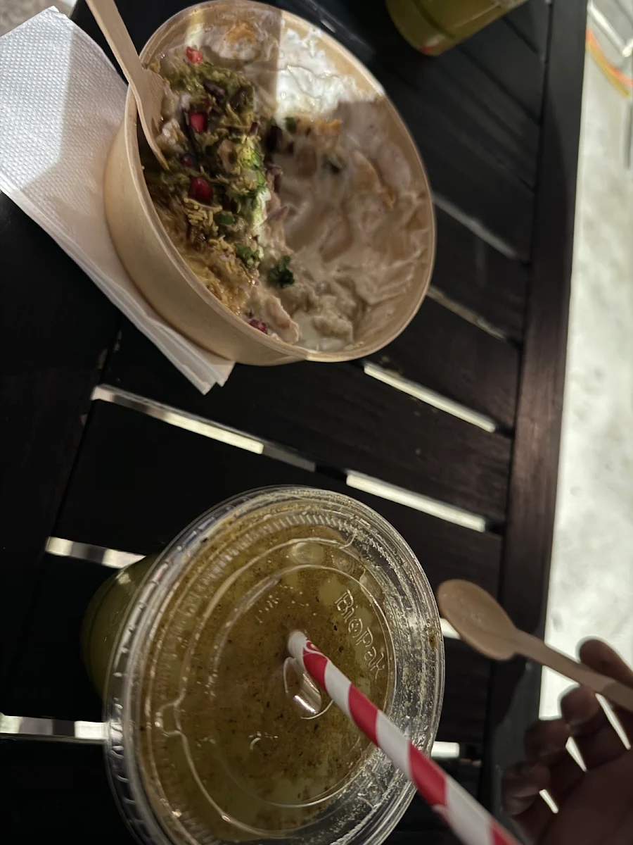 Highlights, ROHI INDIAN CATERERS, Best Chole Bhature, pani Puri, gol gappe, Masala dosa, paneer pakoda, pav bhaji, IndoChinese,shakes