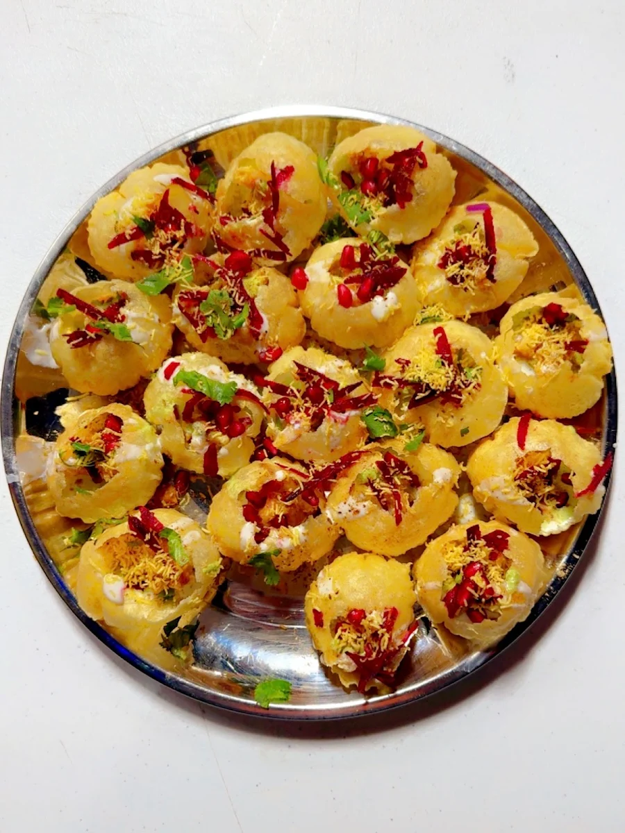 Highlights, ROHI INDIAN CATERERS, Best Chole Bhature, pani Puri, gol gappe, Masala dosa, paneer pakoda, pav bhaji, IndoChinese,shakes