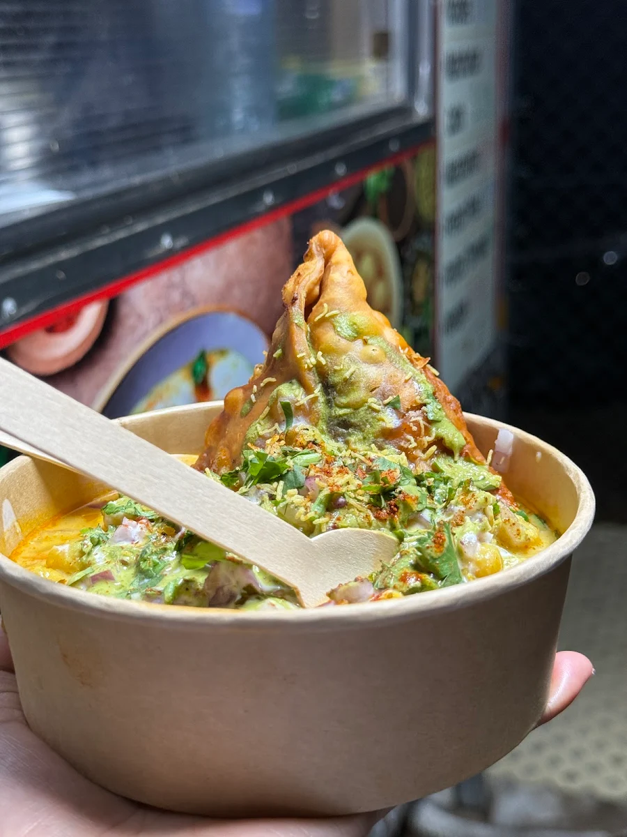 Highlights, ROHI INDIAN CATERERS, Best Chole Bhature, pani Puri, gol gappe, Masala dosa, paneer pakoda, pav bhaji, IndoChinese,shakes