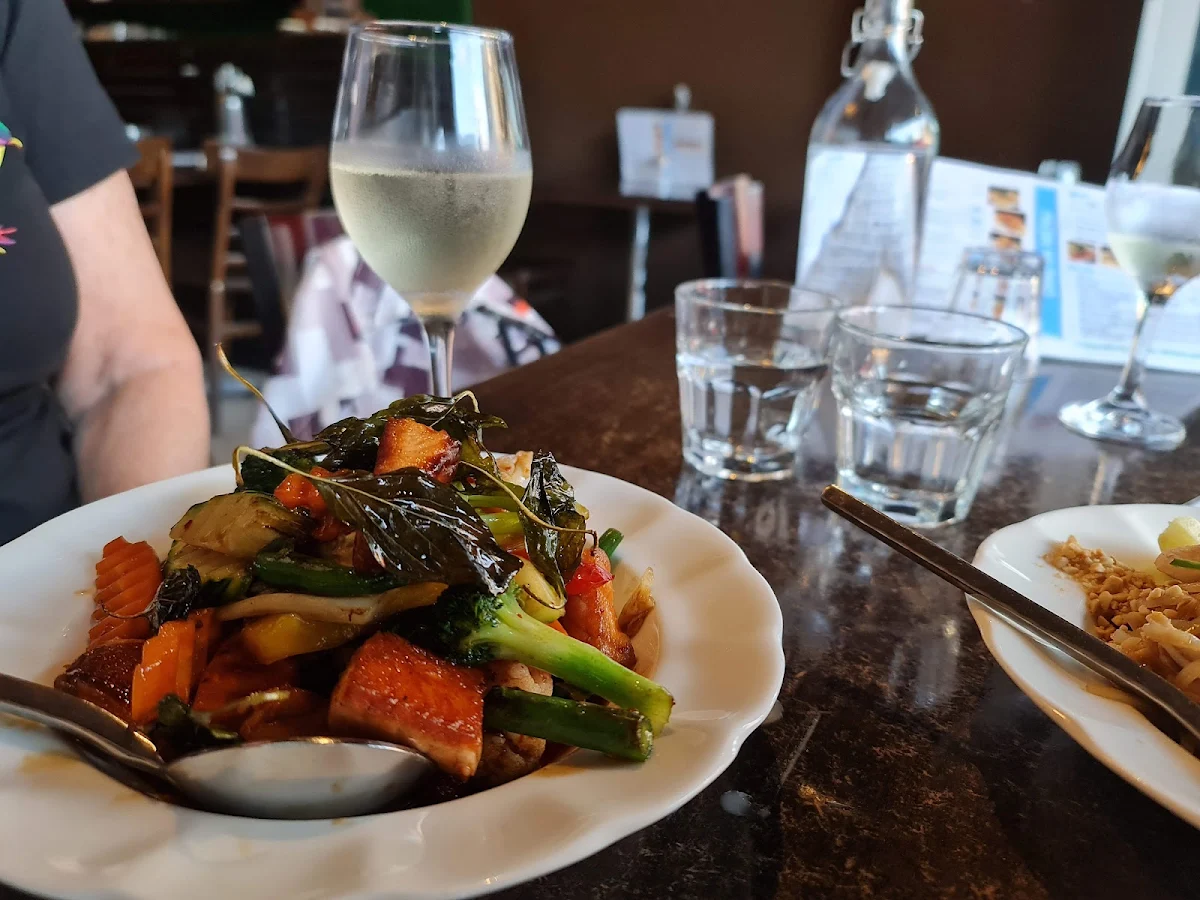 Highlights, D'Gusto Thai Restaurant