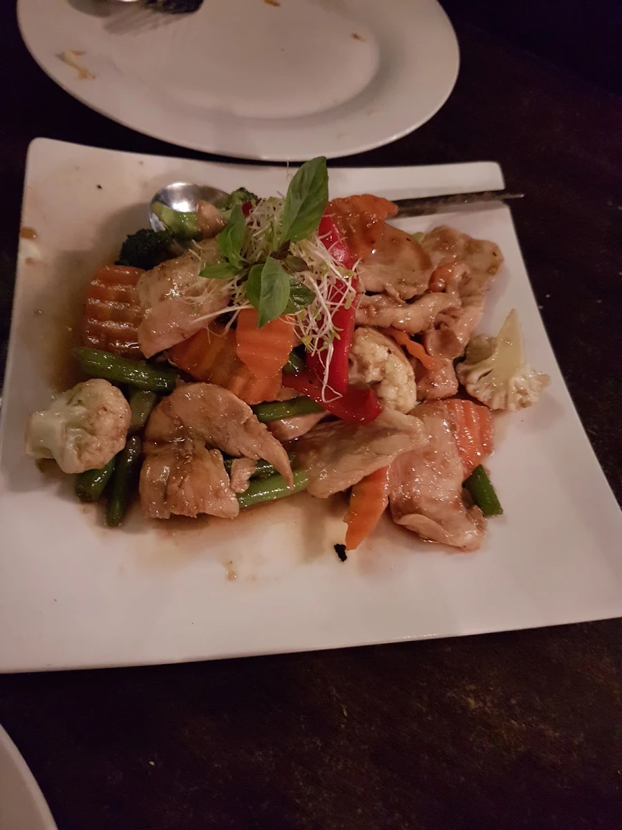Highlights, D'Gusto Thai Restaurant