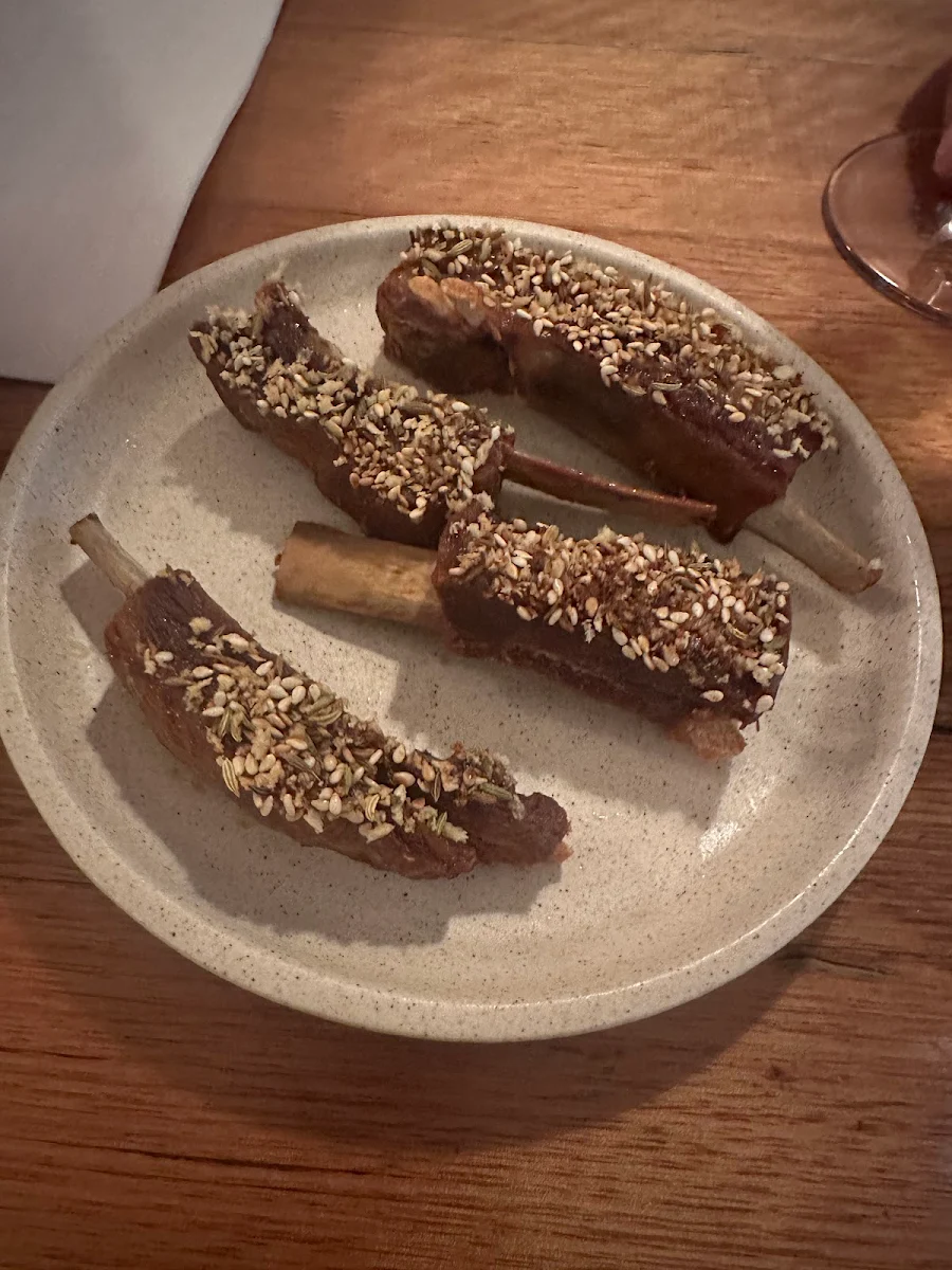 Lamb Ribs, HAVILAH WINE