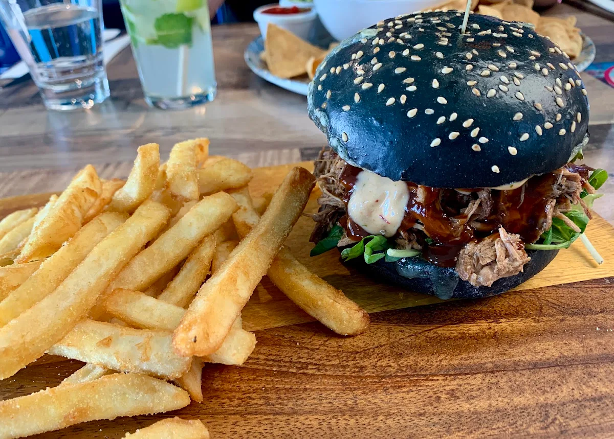 Pulled Beef Burger