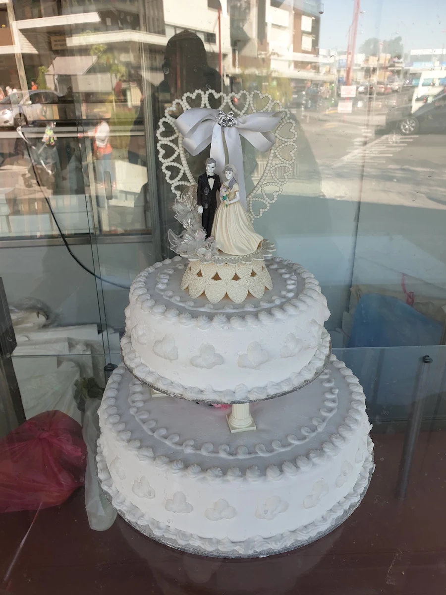 Cake, Pho No.1