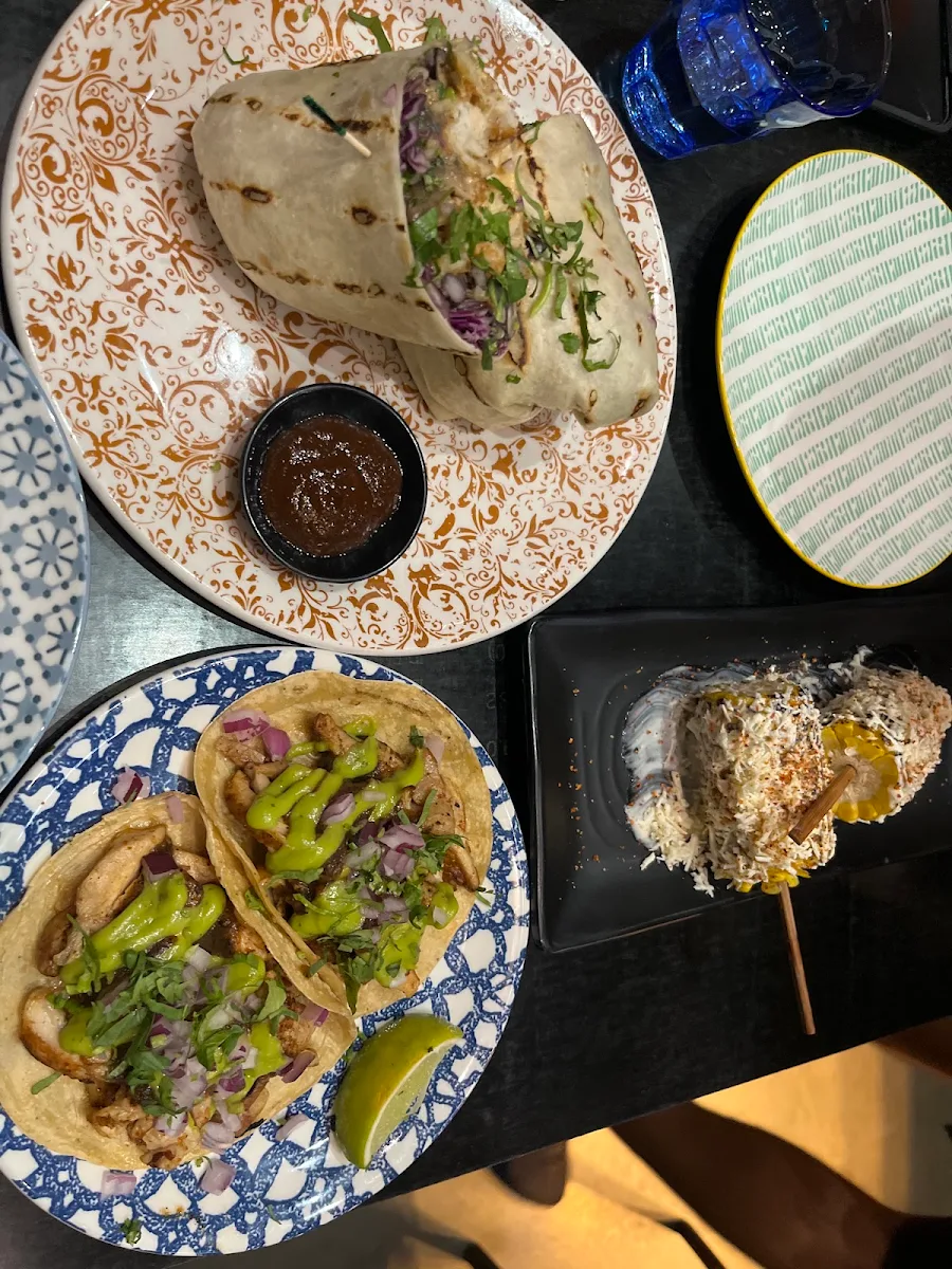 Highlights, Si Senor – Mexican Street Food & Bottomless Brunch Balaclava