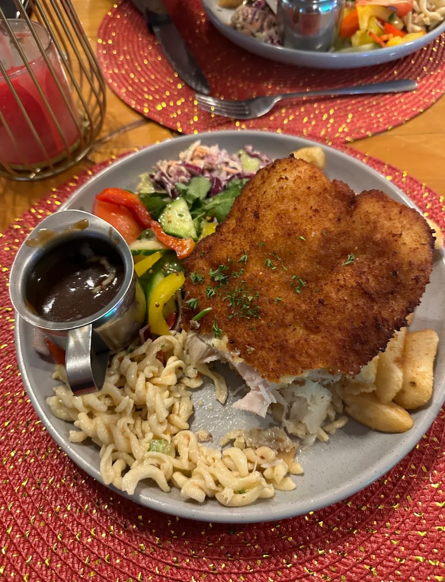 Chicken Schnitzel, Rhonda’s On Midlands