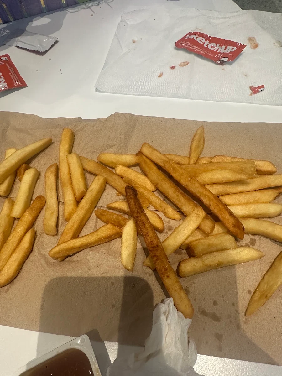 Large Chips, Oporto Carindale