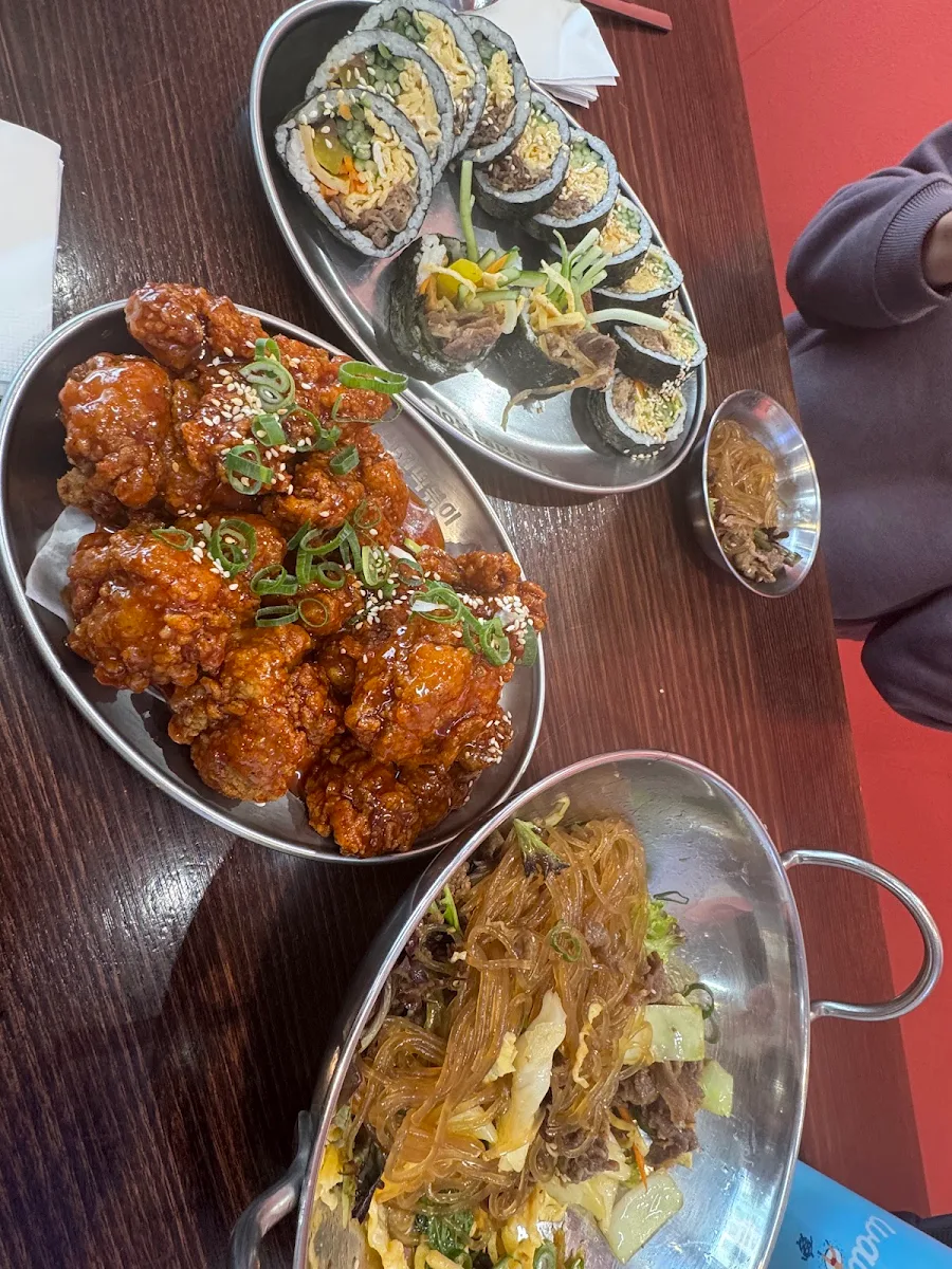 Im Cupbap, Sinjeon K-Street Food Hawthorn